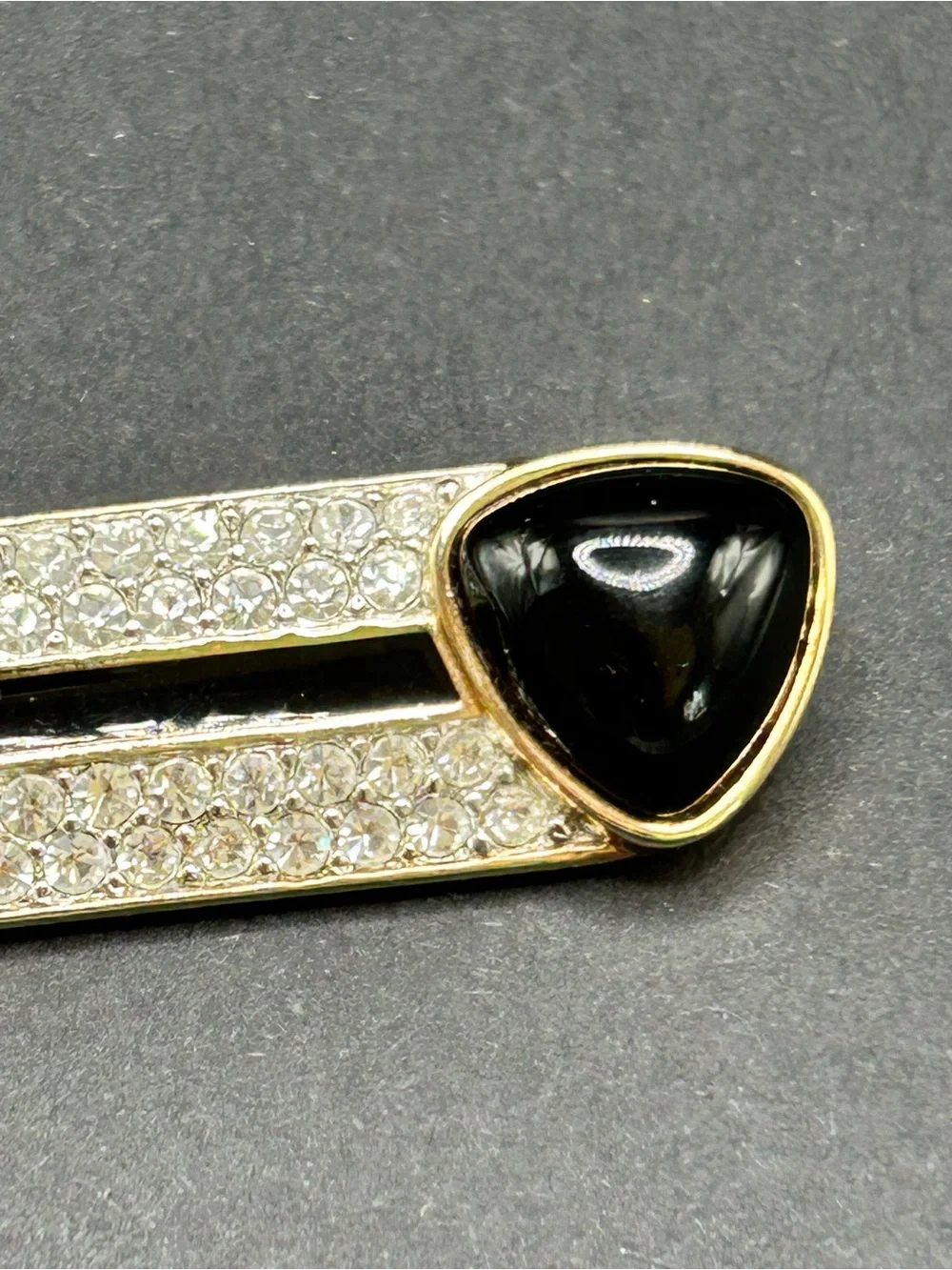 VTG‎ DSCo Swarovski Gold Tone Crystal Black Onyx Enamel Bar Brooch Pin